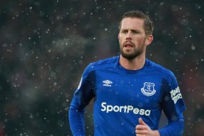 开云集团中国官网-《英雄联盟》新版本上线，平衡改动引发讨论，英雄联盟 新版本