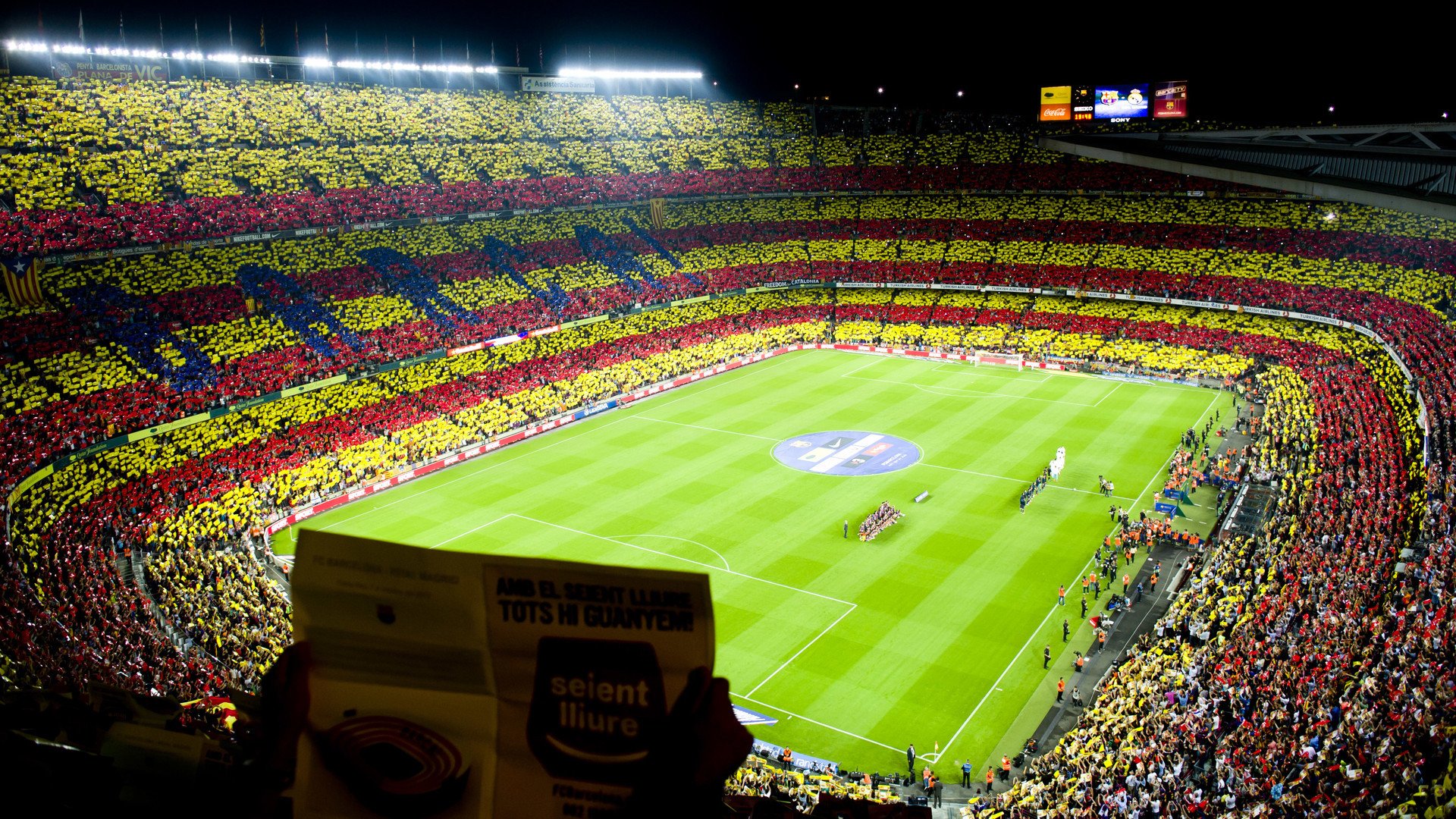 赛前握手时认错人跟裁判握手,篮球裁判握手